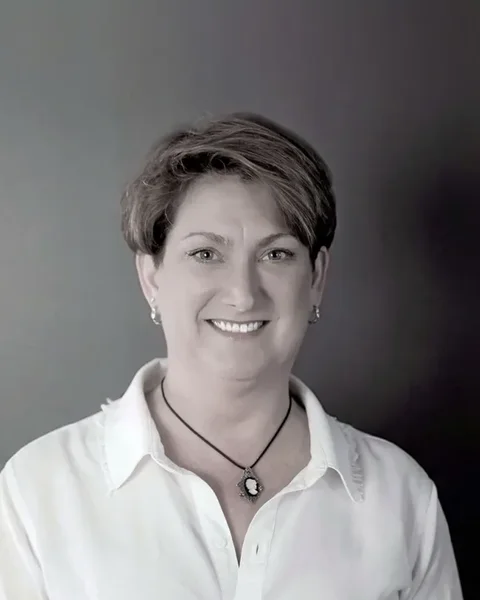 Laura White